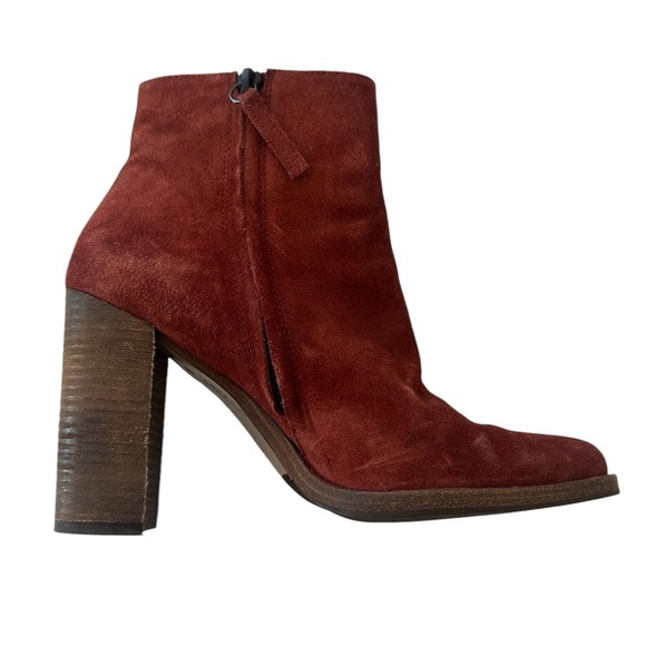Freda Salvador Luck Suede Block Ankle Heel Boots, Brick Red, Size 6.5 - Picture 5 of 16